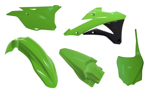 Kit plastique 5 p vert-noir